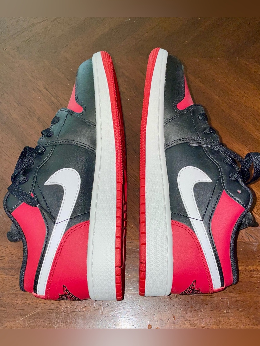 JORDAN 1 LOW SZ 4.5 - Picture 5 of 8